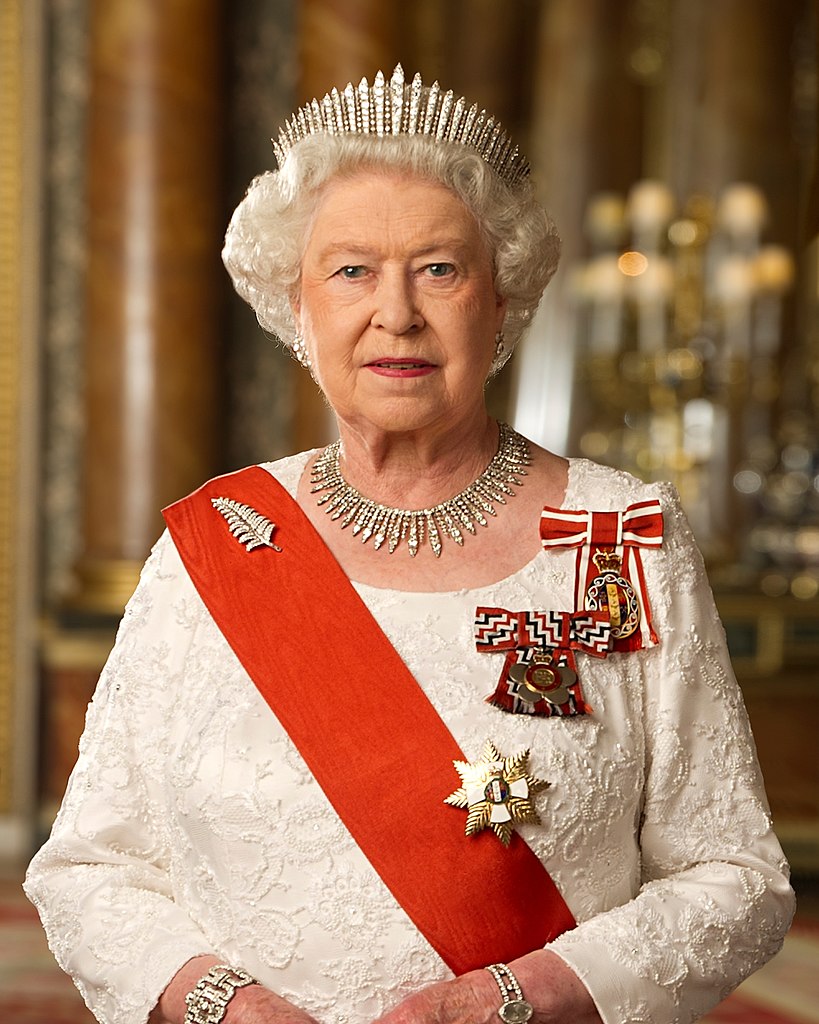 Queen Elizabeth jewels