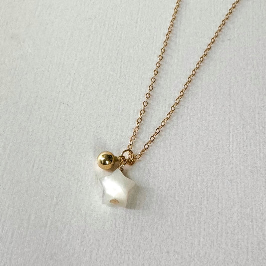 Nacre Star Necklace