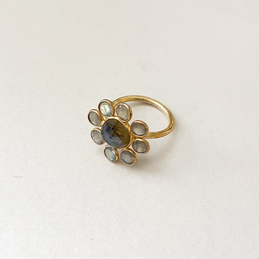 Flower ring
