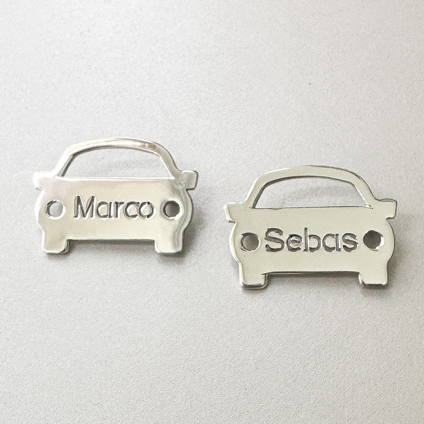 Pin de bebé de coche