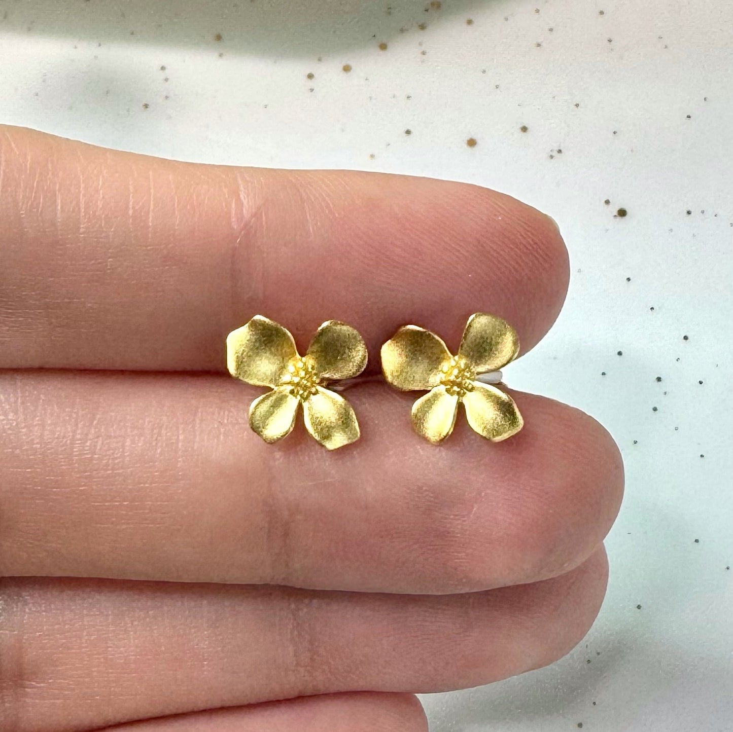 Flower earrings