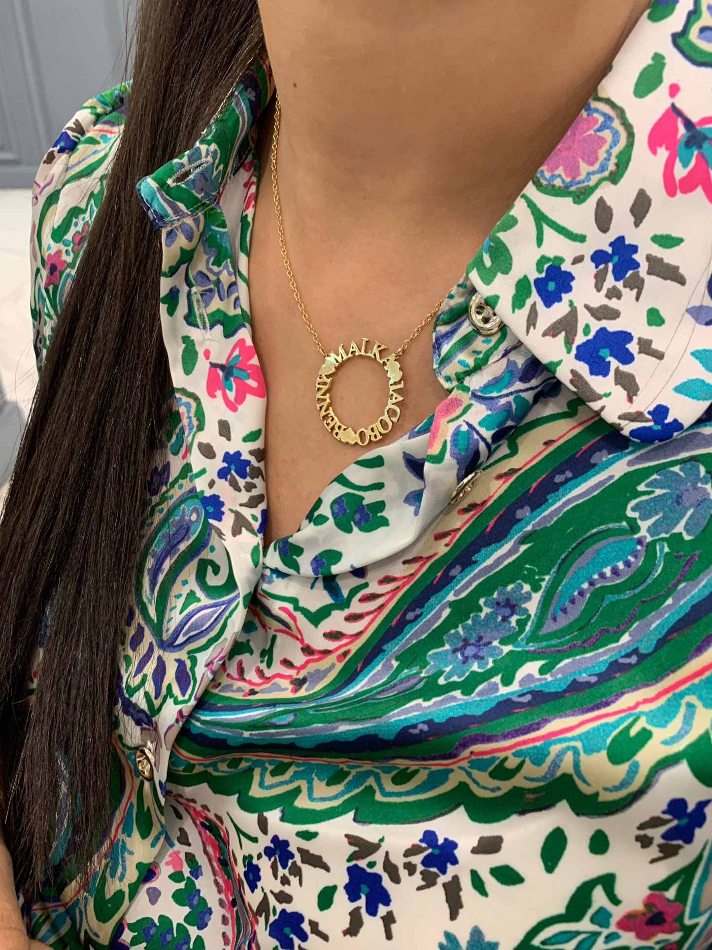 Circle name necklace