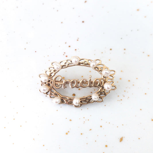 Alfiler de bebé con nombre de perla