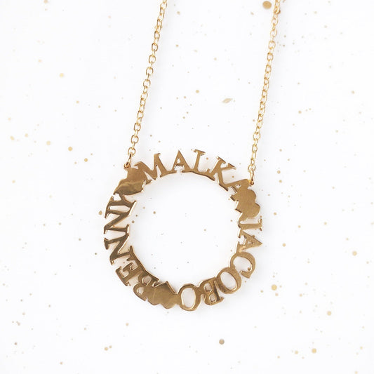 Circle name necklace