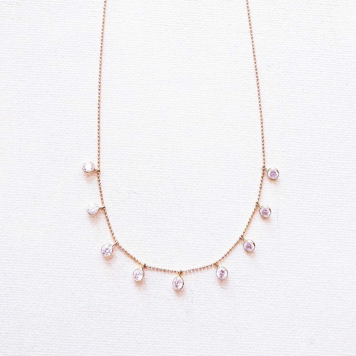Collar colgante de circonita cúbica de 14k