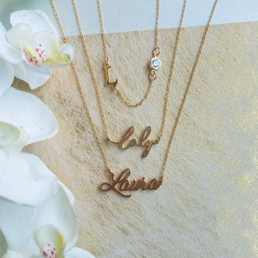 Collar a capas con tres nombres