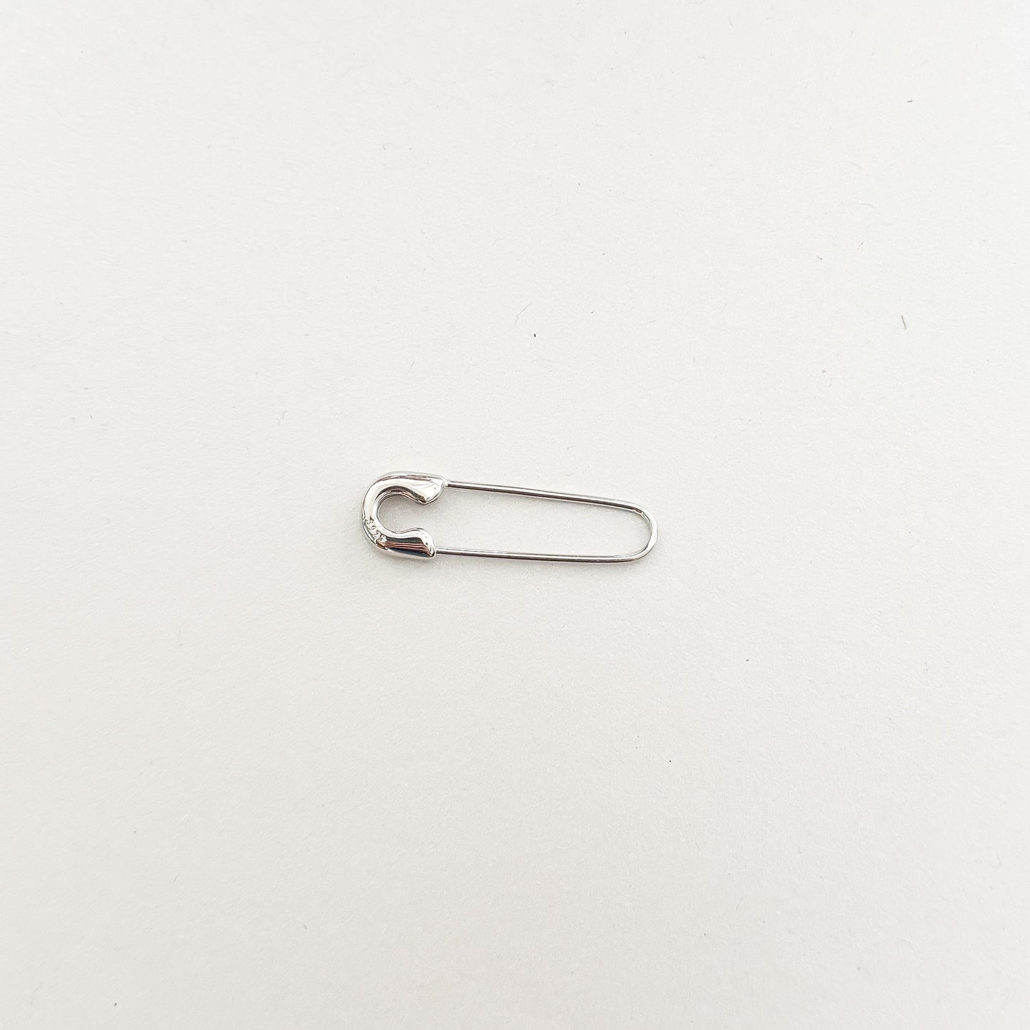Baby pin