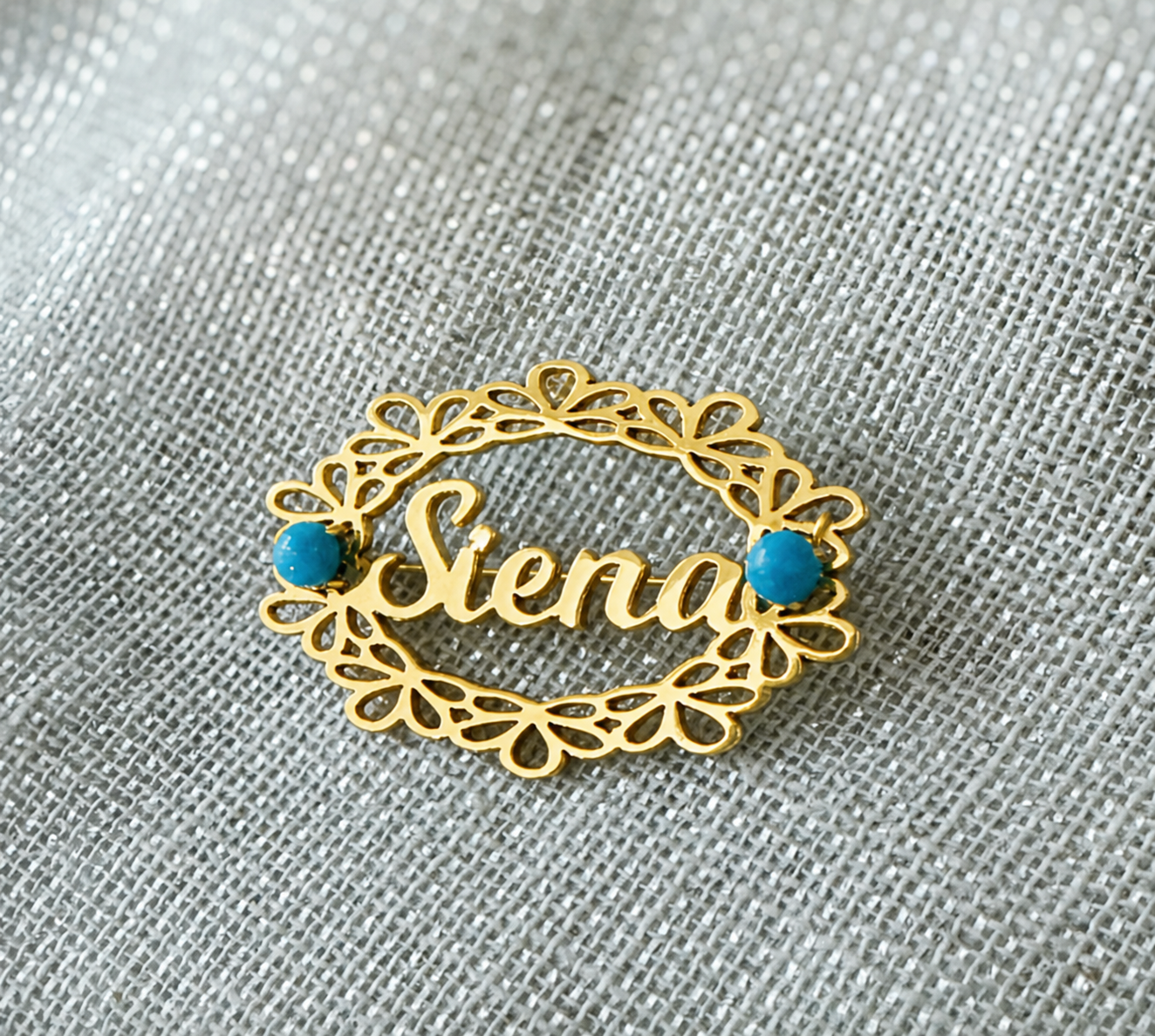 Lyanne Baby pin with turquoise